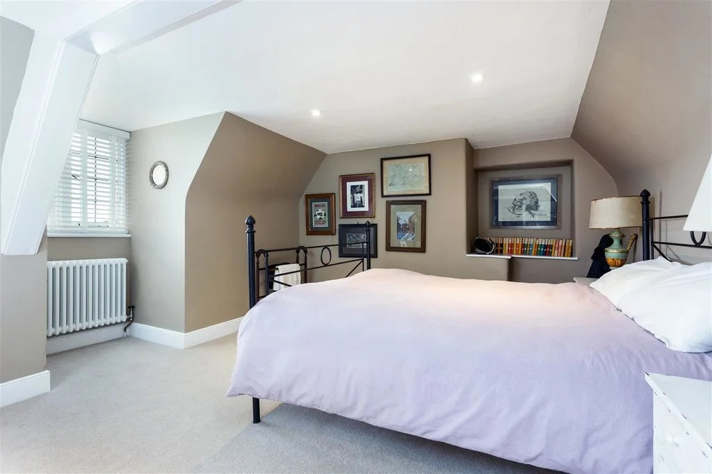 Farrow and Ball London Stone | No. 6