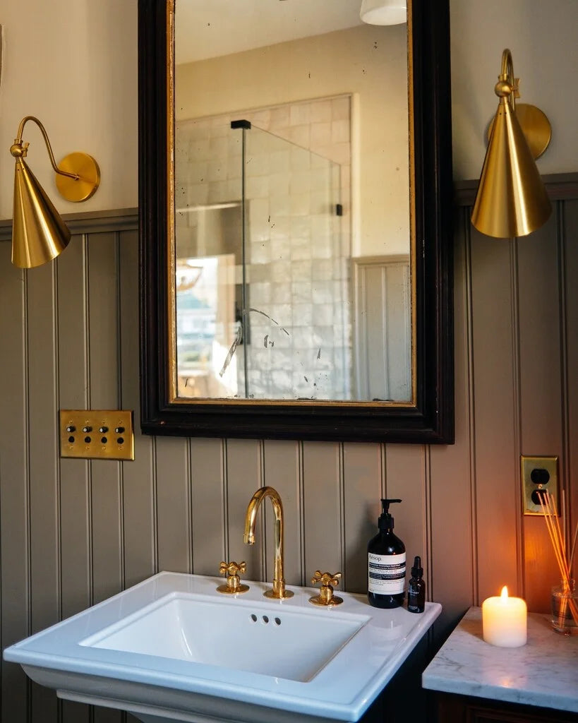 Farrow and Ball Mouse's Back | No. 40