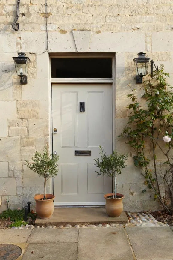 Farrow and Ball Stony Ground | No. 211