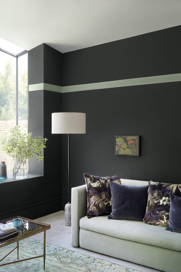 Ilex | No. 558  Paint & Paper Library