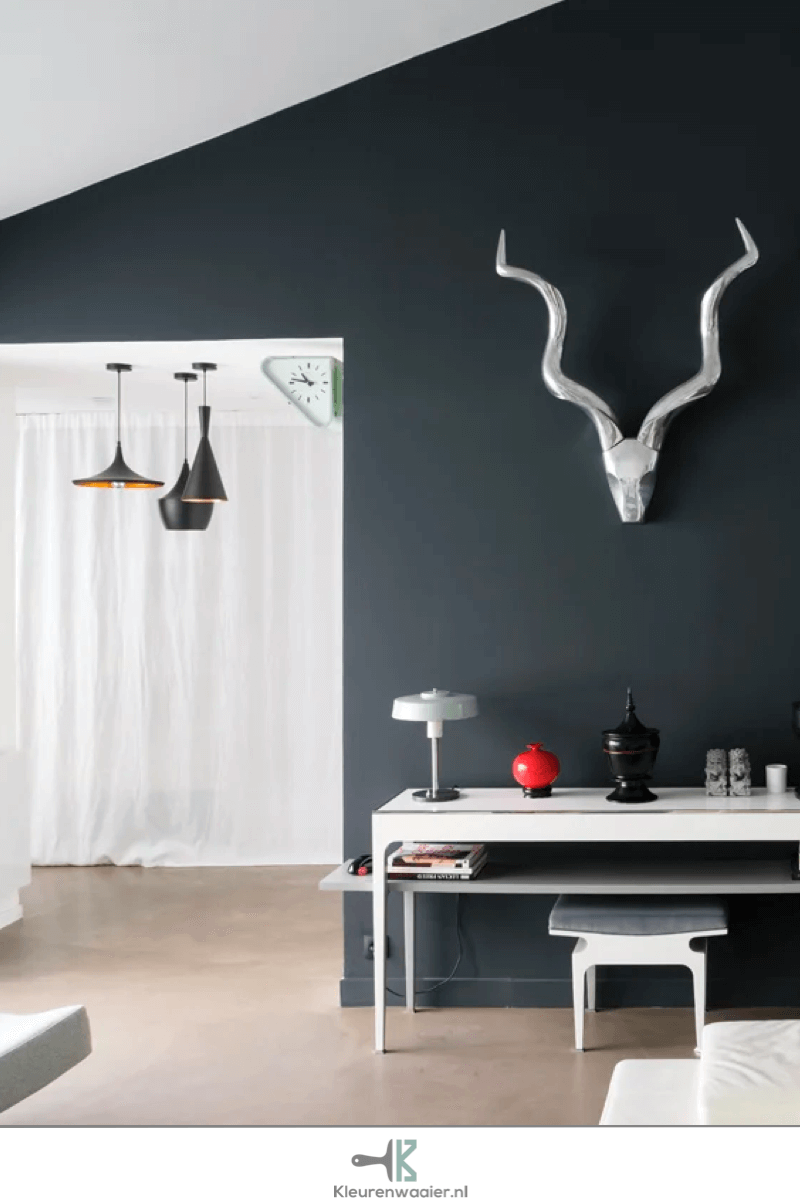 Farrow and Ball Pitch Black | No. 256